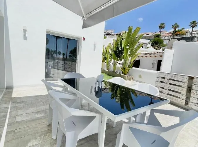 12 Villa Costa Adeje (Tenerife)