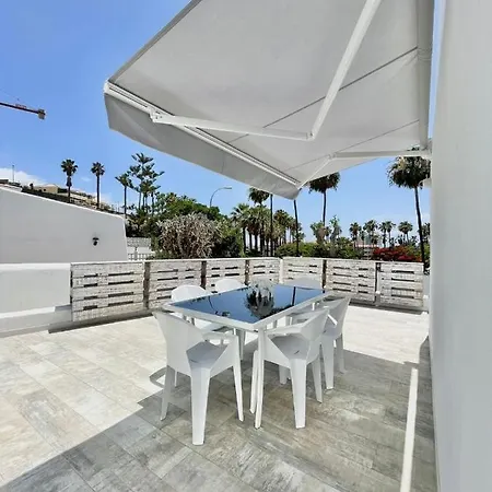 12 Villa Costa Adeje (Tenerife)