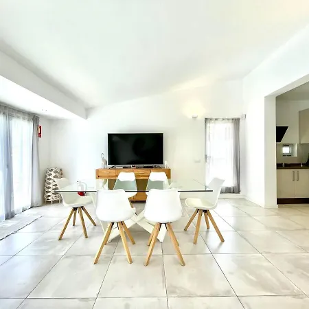 12 Villa Costa Adeje (Tenerife)